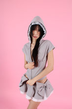 Load image into Gallery viewer, Dolly Zip-up